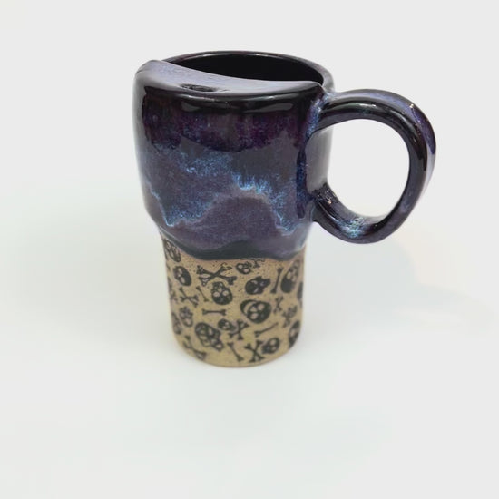 togo mug skull & crossbones